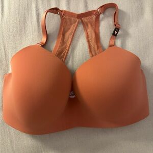 Victoria’s Secret Wireless T-Shirt Bra (Brand New with Tags)